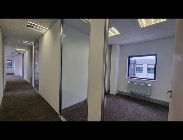 222M² OFFICE TO LET IN CENTURY CITY